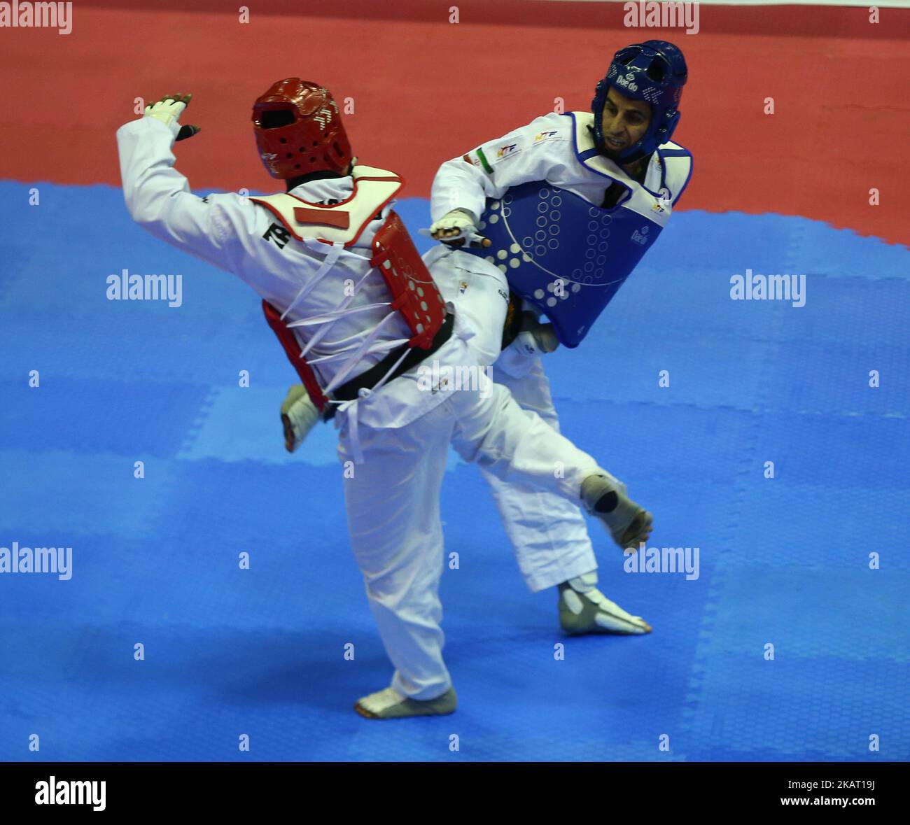 Ahmad Narimani of Iran (Blue) against Biswajit Ray of India (Red) in the K44 Male K44 -75 Match 113 during 7th World Para Taekwondo Championships 2017 at Copper Box Arena London on 19 Oct 2017 (Photo by Kieran Galvin/NurPhoto)  Stock Photo