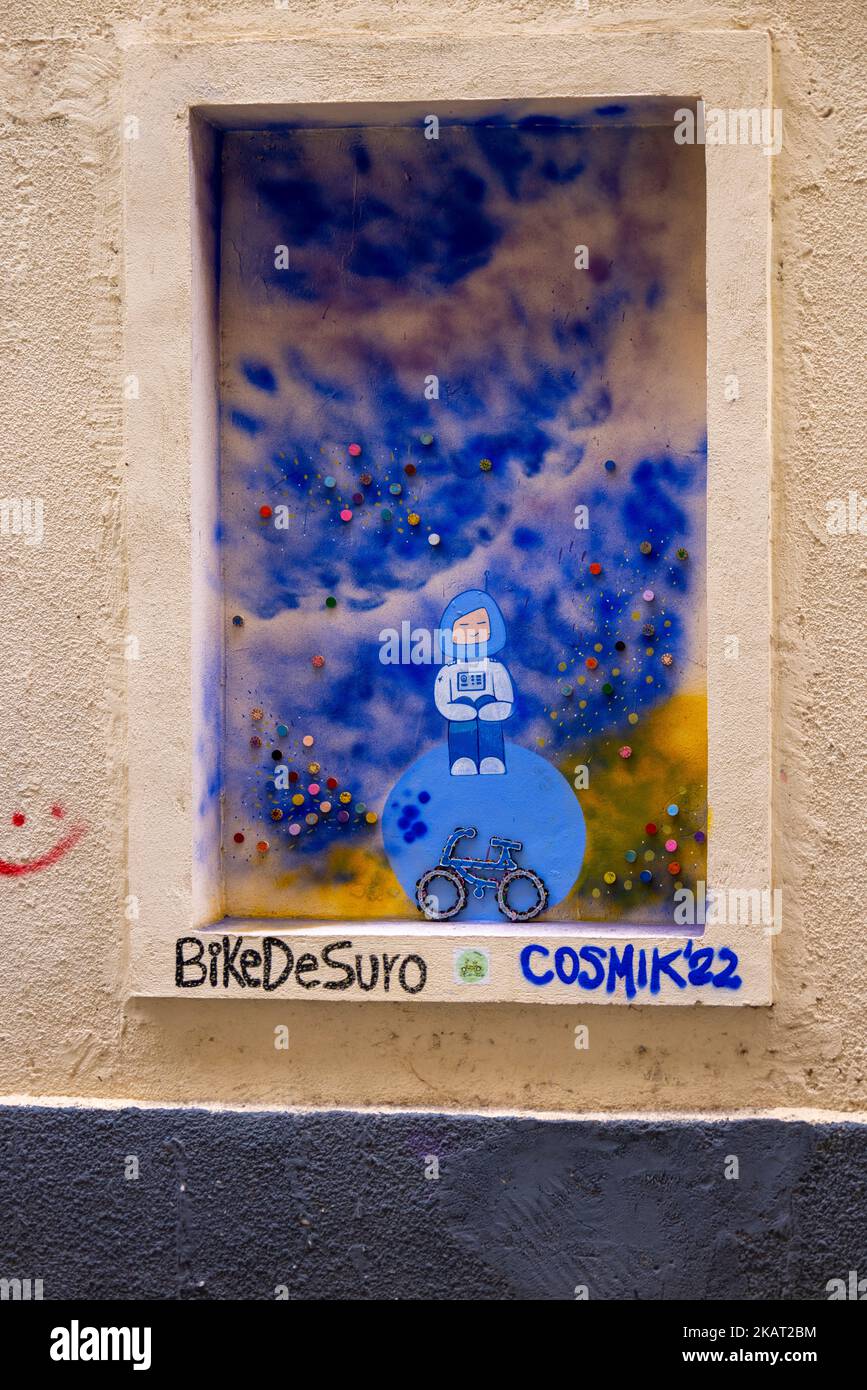 Bike de suro, Street art on wall, Carrer de Roteros, Valencia, Spain Stock Photo