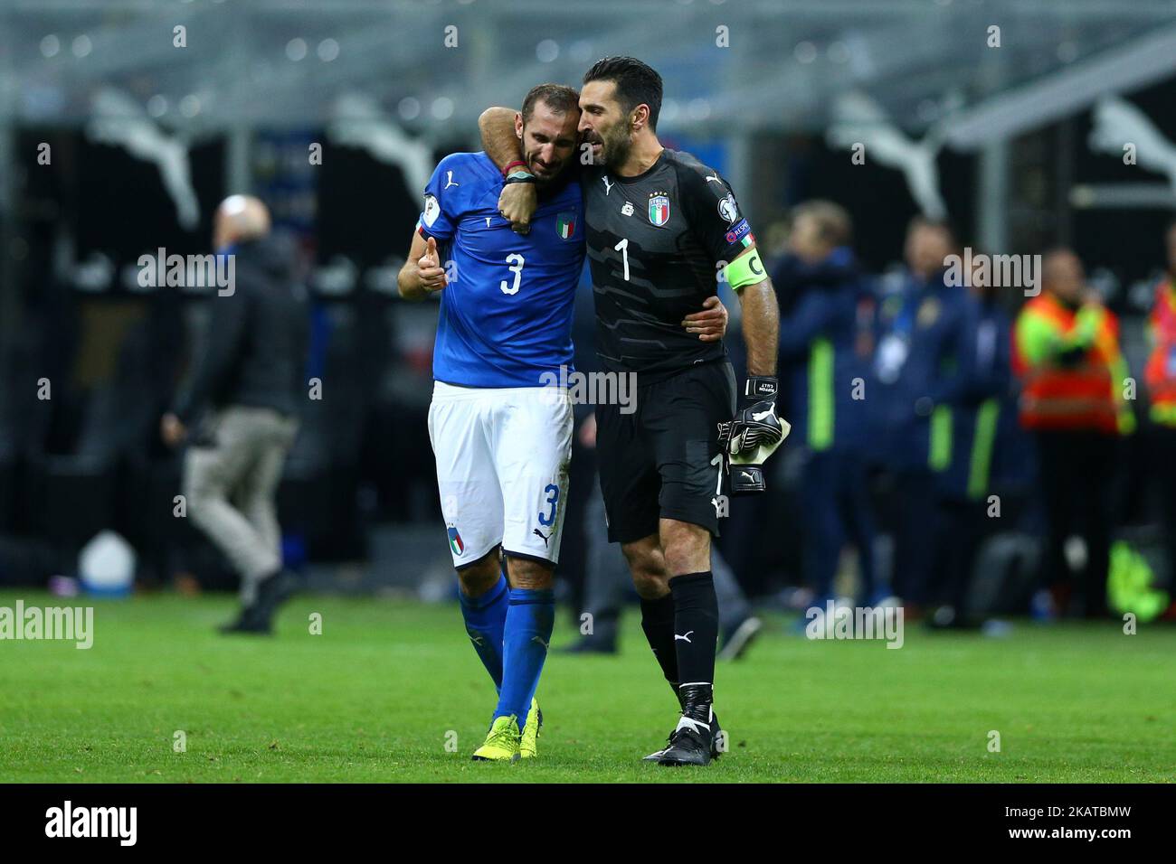 FIFA World Cup Qualifiers play-off Switzerland v Northern Ireland Giorgio Chiellini and Gianluigi Buffon of Italy crying at the end of at San Siro Stadium in Milan, Italy on November 13, 2017. (Photo by Matteo Ciambelli/NurPhoto)  Stock Photo