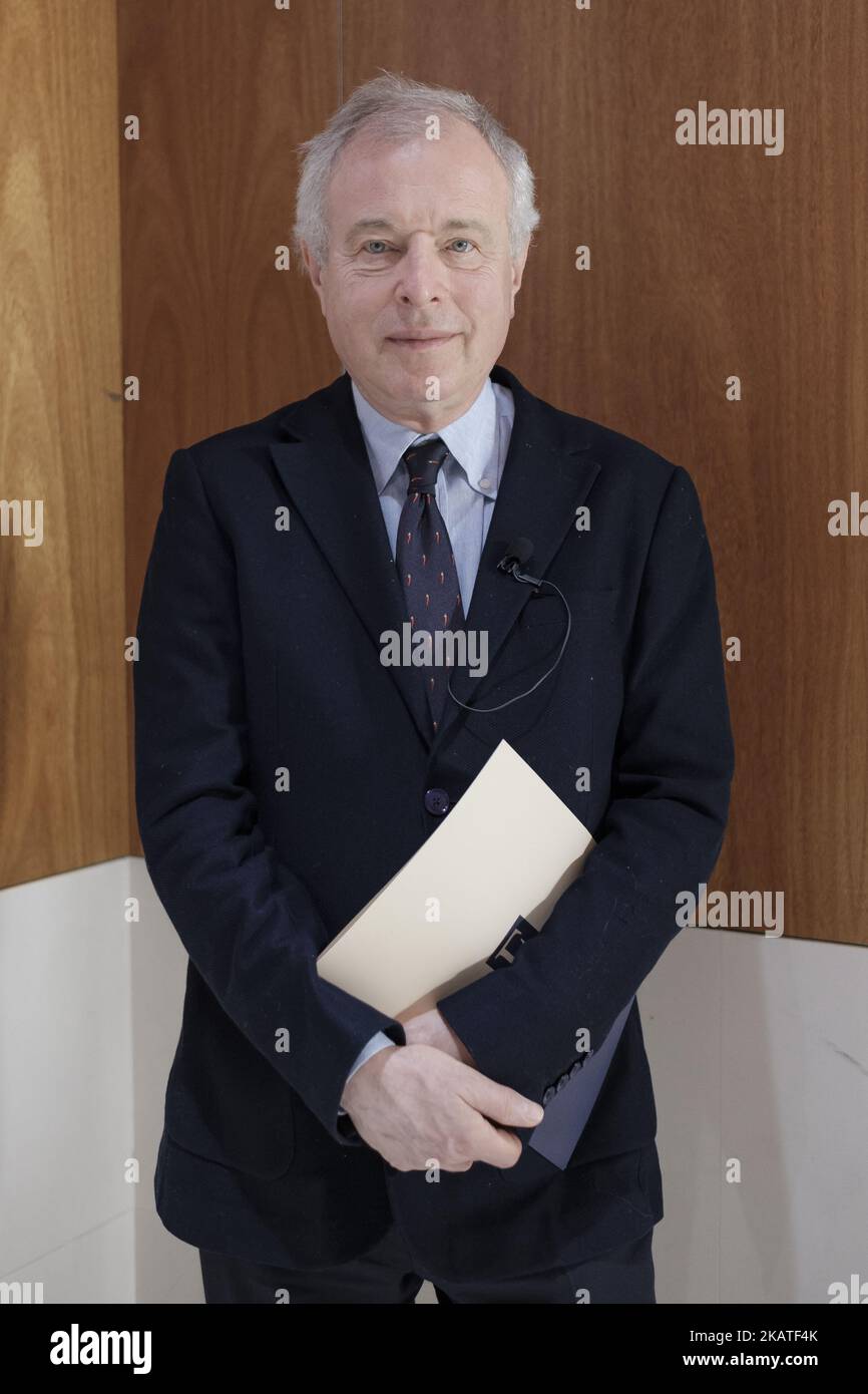 The Hungarian Orchestra Director Andras Schiff attends the presentation of the inaugural concert of the new academic year of the Reina Sofia School of Music in Madrid, Spain, on November 22, 2017. (Photo by Oscar Gonzalez/NurPhoto) Stock Photo