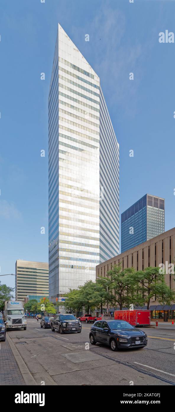 One Cleveland Center, postmodern office skyscraper in downtown