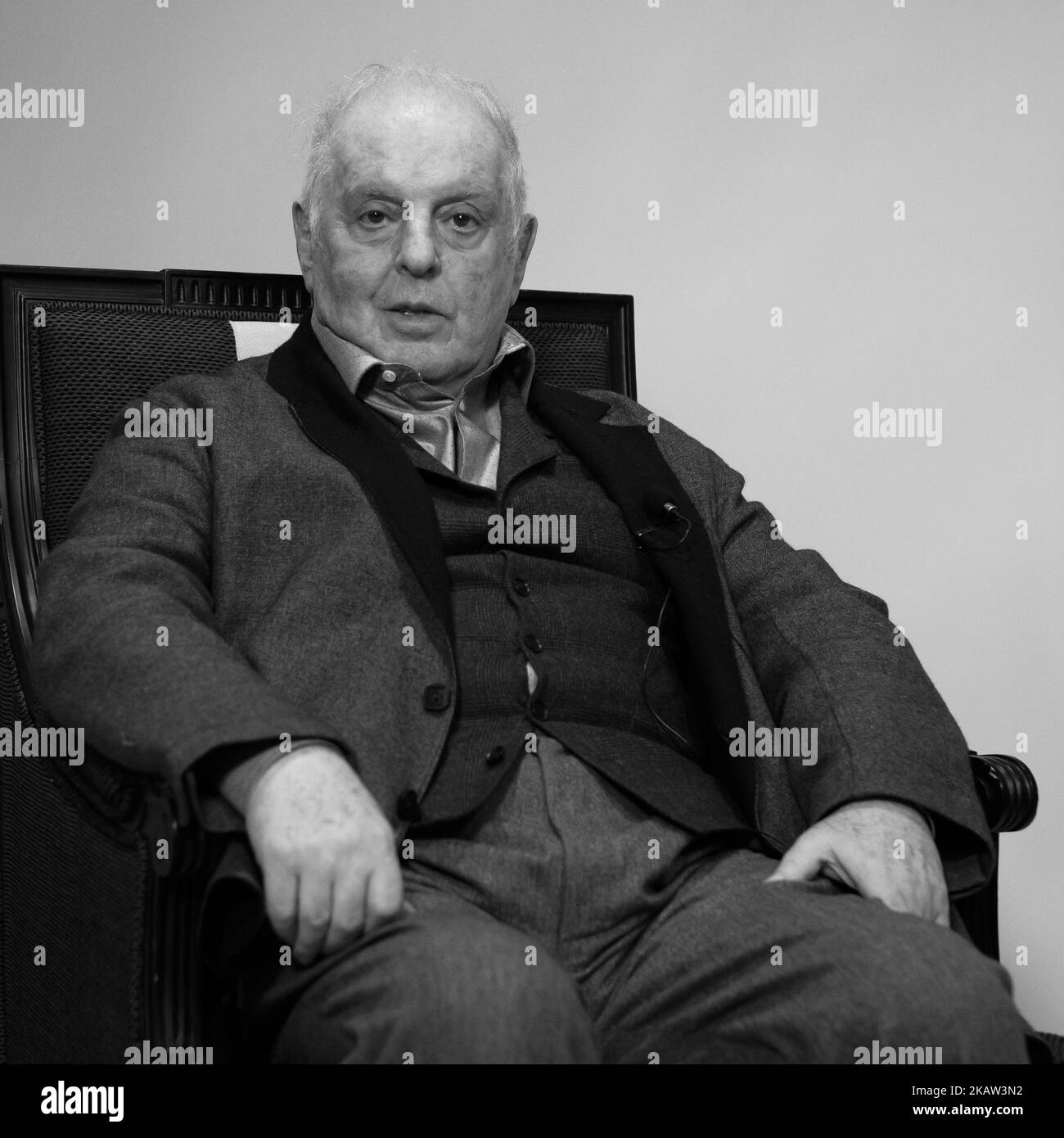 Spanish-Argentinean pianist and conductor Daniel Barenboim offers a press conference on the occasion of the presentation os his latest album at the National Auditorium in Madrid, Spain, 09 January 2018. Barenboim presents his album as a tribute to French pianist and composer Claude Debussy, on a year the commemorates the first century after Debussy's death. (Photo by Oscar Gonzalez/NurPhoto) Stock Photo