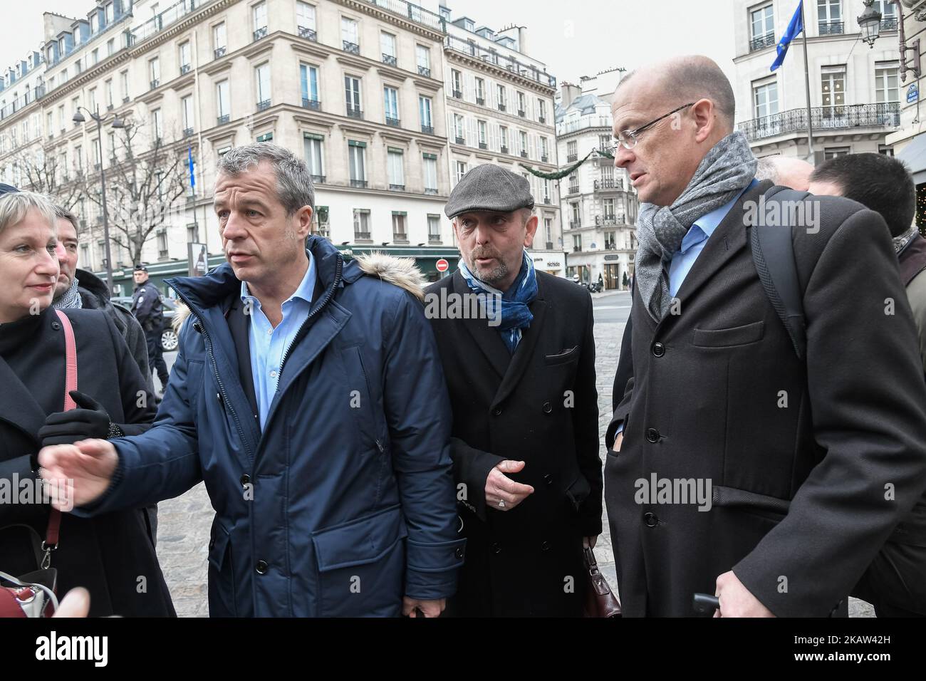 Deputy Secretary General of police's union Alliance Frederic Lagache (L) and Secretary General of the French 'Unite SGP Police FO' union of policemen, Yves Lefebvre talks to the press after meeting with French director of national police Eric Morvan in Paris on January 10, 2017. (Photo by Julien Mattia/NurPhoto) Stock Photo