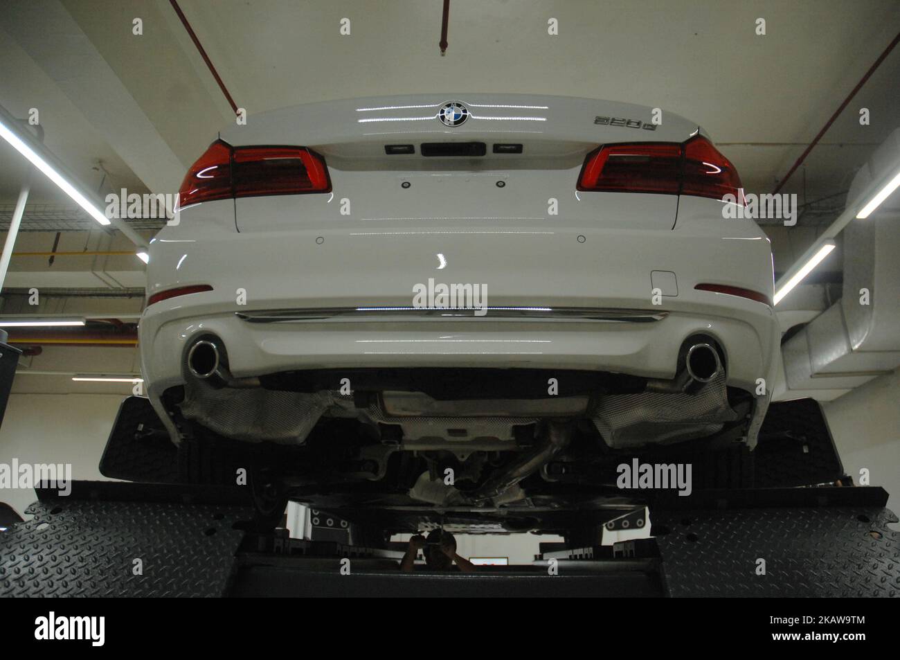 JAKARTA, INDONESIA, JAN25 Technicians repair service vehicles and