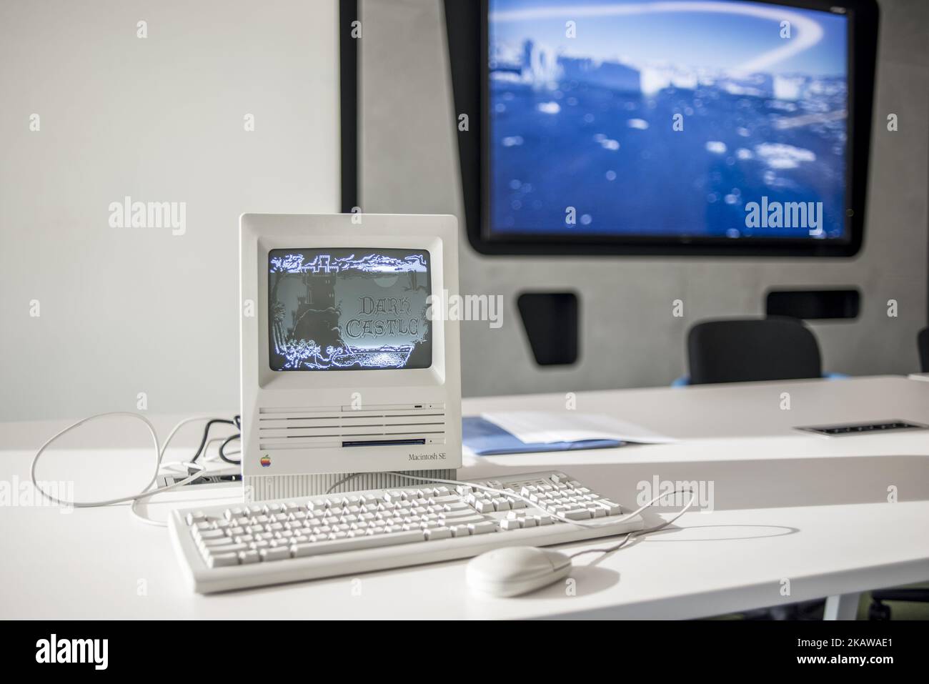 Macintosh se fdhd hi-res stock photography and images - Alamy