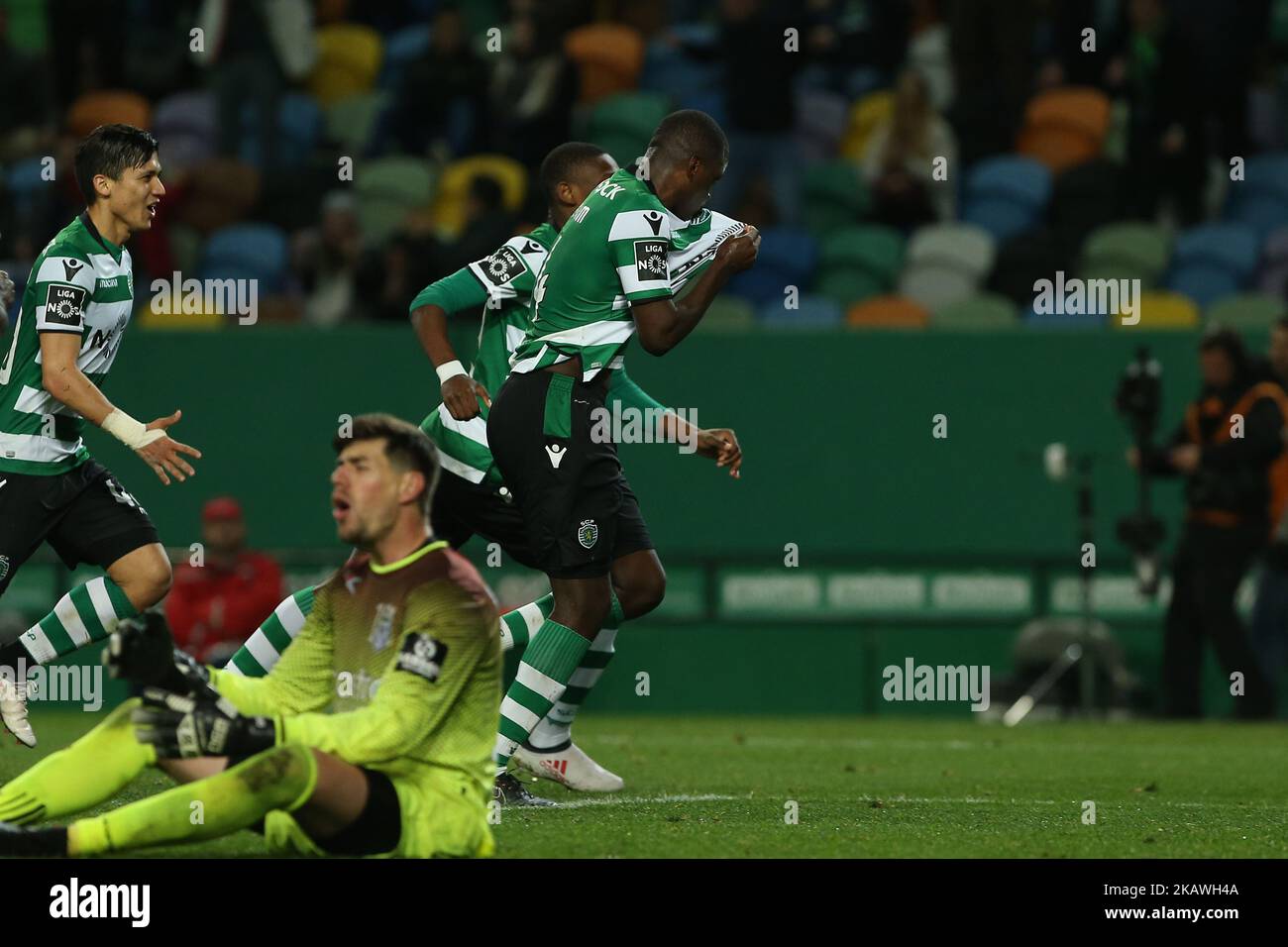 Sporting CP midfielder William Carvalho from Portugal celebrating after scoring a goal during the Premier League 2017/18 match between Sporting CP and CD Feirense at Estadio Jose Alvalade on February 11, 2018 in Lisbon, Portugal. (Photo by Bruno Barros / DPI / NurPhoto) Stock Photo