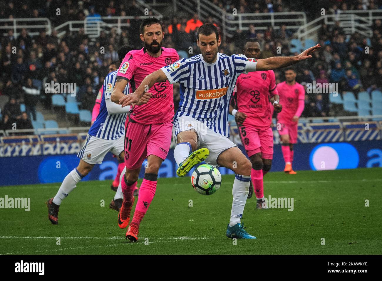 Agirretxe of Real Sociedad duels for the ball with Morales of Levante during the Spanish league football match between Real Sociedad and Levante at the Anoeta Stadium on 18 February 2018 in San Sebastian, Spain (Photo by Jose Ignacio Unanue/NurPhoto) Stock Photo
