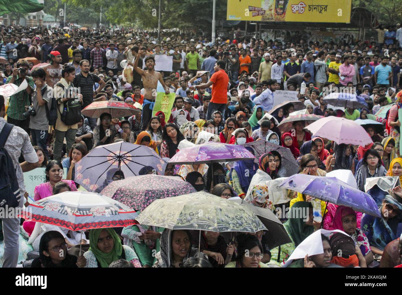Students and job seekers on their fourth consecutive day of protests at Dhaka University in Dhaka, Bangladesh, on 11 April 2018 for the reform of the quota system for government say they want a â€˜direct statementâ€™ from Prime Minister Sheikh Hasina on the issue. (Photo by Khandaker Azizur Rahman Sumon/NurPhoto) Stock Photo