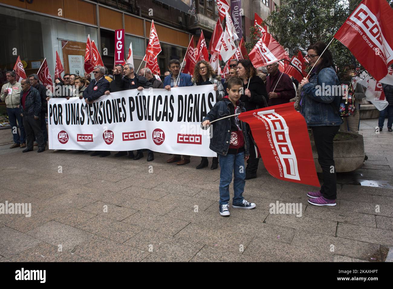 The majority unions (UGT and CCOO) called a demonstration at the national level to claim decent and public pensions in Santander, Spain, on April 15, 2018. More than a thousand people have supported this Sunday, protest and demonstration called by the federations of retirees and pensioners of UGT and CCOO in Cantabria in defense of 'decent public pensions.' The march is the second one since last year when unions began the mobilizations for a 'decent pensions' between the Plaza Numancia and the Pereda Gardens. (Photo by Joaquin Gomez Sastre/NurPhoto) Stock Photo