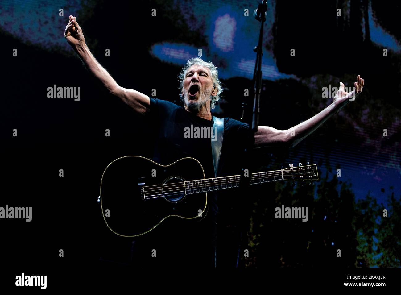 Music legend Roger Waters performs live at Mediolanum Forum in Milano, on April 17, 2018 (Photo by Mairo Cinquetti/NurPhoto) Stock Photo