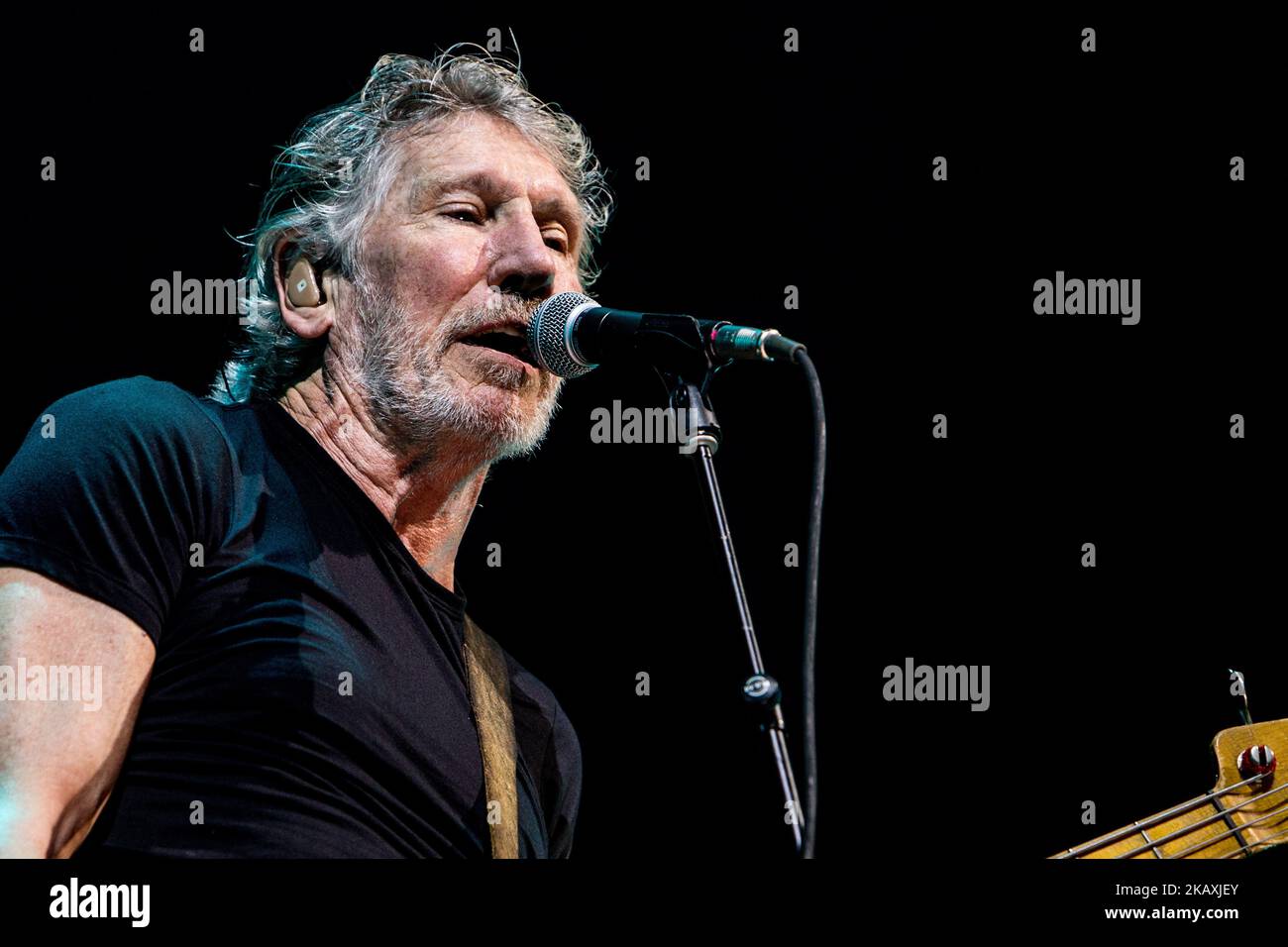 Music legend Roger Waters performs live at Mediolanum Forum in Milano, on April 17, 2018 (Photo by Mairo Cinquetti/NurPhoto) Stock Photo