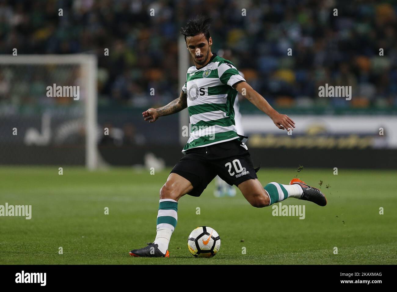 Sporting CP Midfielder Bryan Ruiz from Costa Rica during the Premier League 2017/18 match between Sporting CP and Boavista FC, at Alvalade Stadium in Lisbon on April 22, 2018. (Photo by Paulo Nascimento / DPI / NurPhoto) Stock Photo