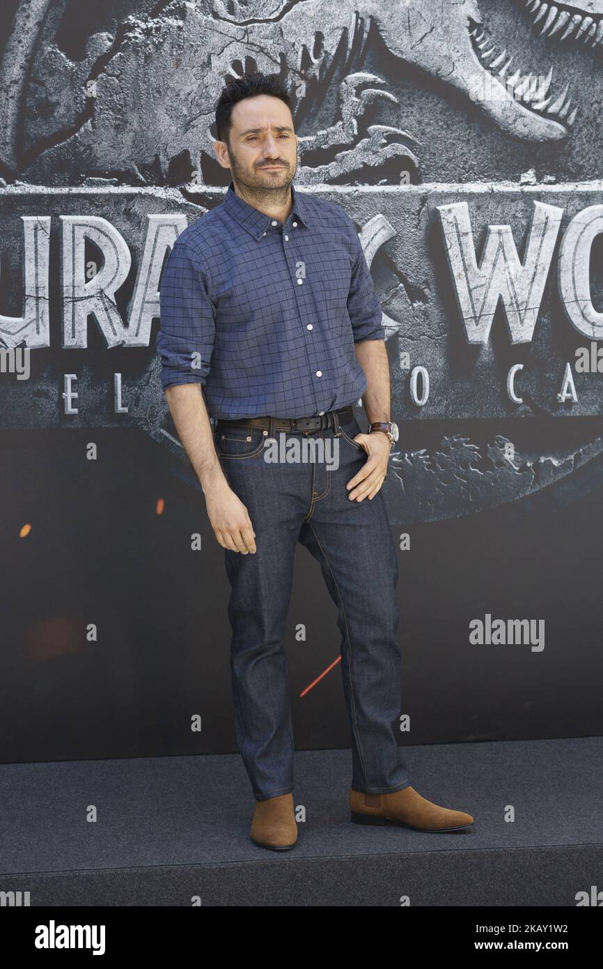 Director Juan Antonio Bayona attends the 'Jurassic World: Fallen Kingdom' ('Jurassic World: El Reino Caido') photocall at Villamagna hotel on May 22, 2018 in Madrid, Spain. (Photo by Oscar Gonzalez/NurPhoto) Stock Photo