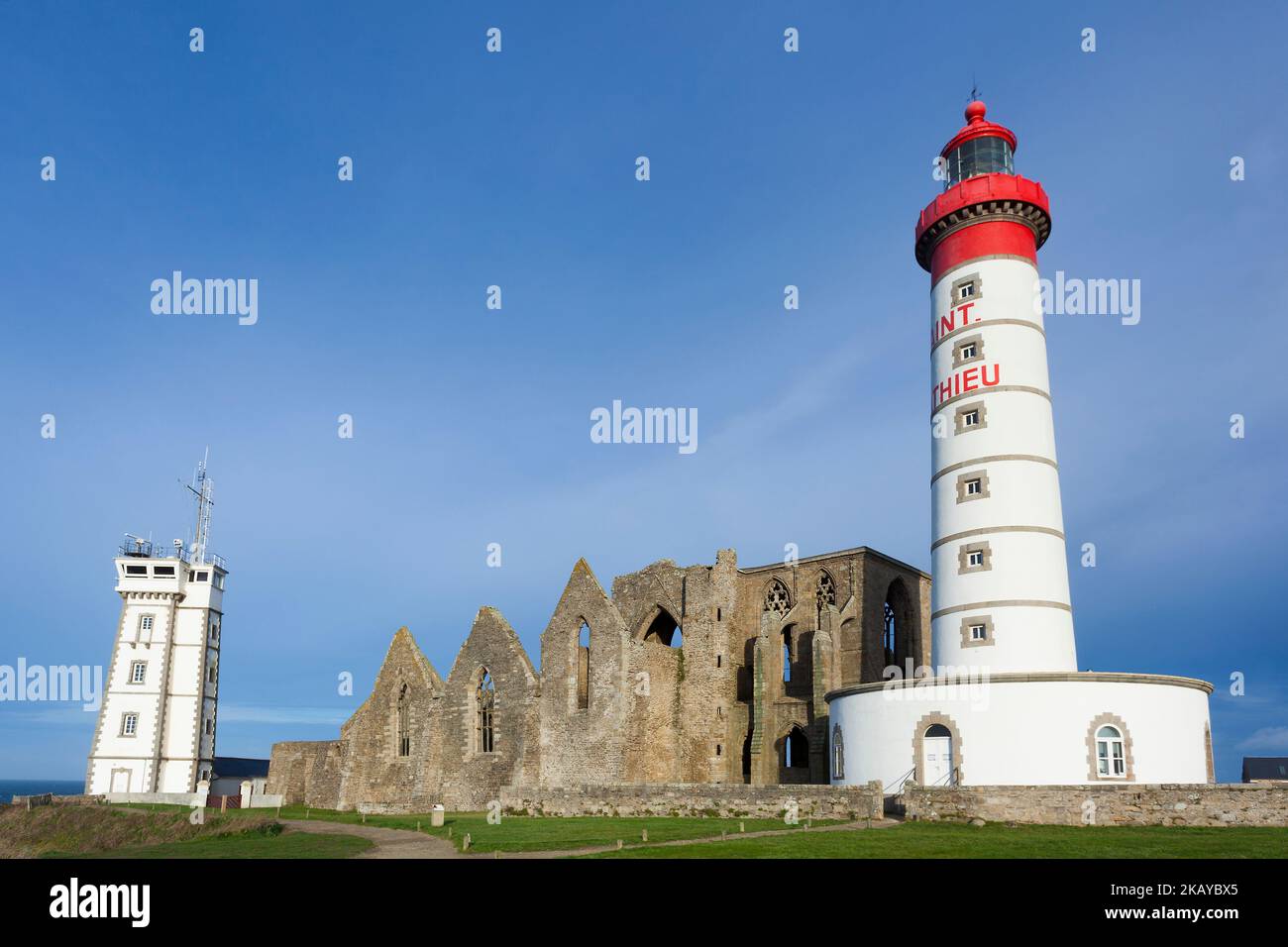 Saint mathieu lighthouse ruins hi-res stock photography and images - Alamy