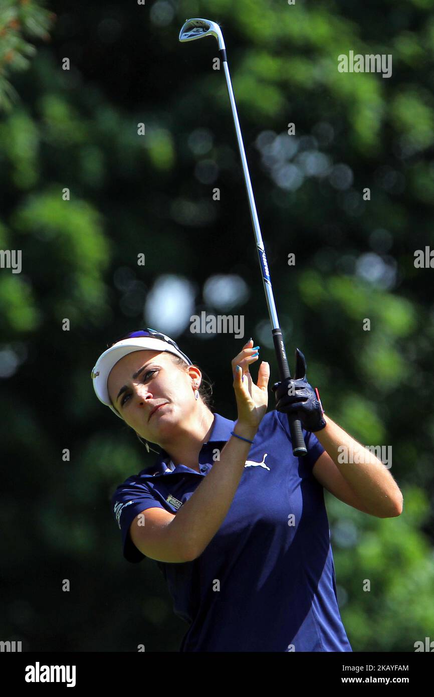 Lexi Thompson of Florida hits from the 2nd tee during the final round