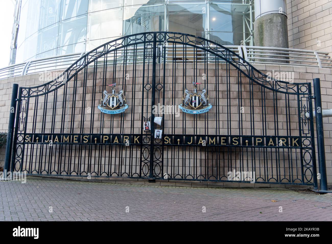 Exterior view of St James' Park football ground, home stadium of Newcastle United soccer club in Newcastle upon Tyne, UK. Stock Photo