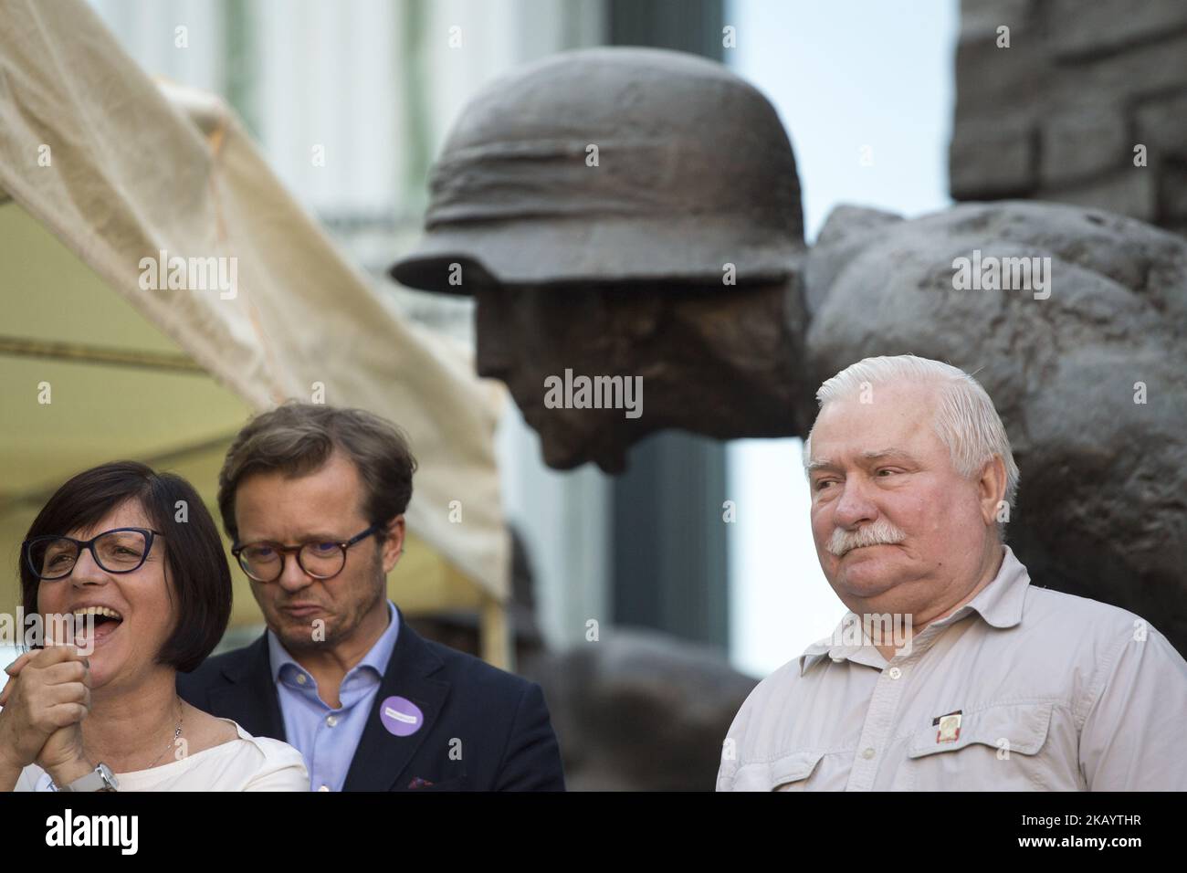 Former President of Poland Lech Walesa visits protesters near Supreme Court in Warsaw on July 4, 2018. (Photo by Maciej Luczniewski/NurPhoto) Stock Photo