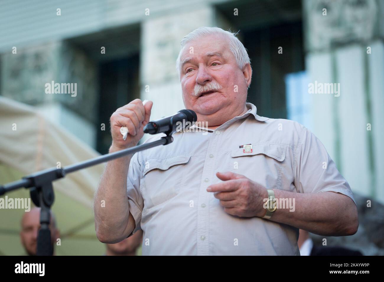 Polish former president and Nobel Peace Prize winner Lech Walesa addresses a crowd of right-wing government opponents during the protest in front of the Sad Najwyzszy, (the Polish Supreme Court) in Warsaw, Poland on 4 July 2018. Poland’s international isolation and political uncertainty at home has deepened as a purge of the Supreme Court’s justices took effect, with the chief justice defiantly refusing to step down. First President Malgorzata Gersdorf arrived for work as usual at the court in Warsaw, vowing to continue her constitutionally mandated term, which runs through 2020. (Photo by Mat Stock Photo