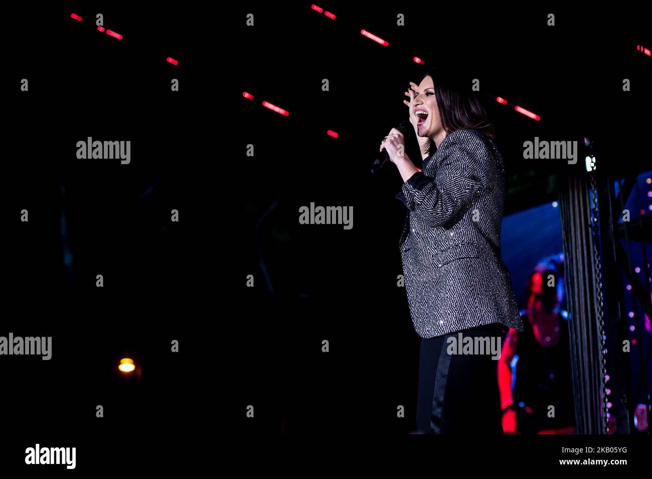 Laura Pausini performing live on stage in Rome at Circus Maximus, Rome, Italy on 22 July 2018. (Photo by Giuseppe Maffia/NurPhoto) Stock Photo