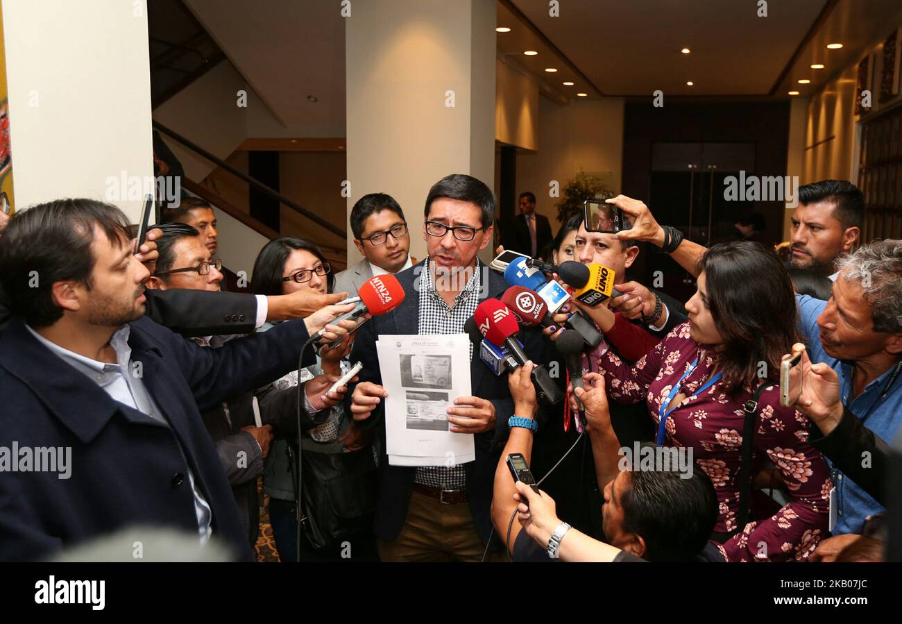 The Rapporteur for Freedom of the Press of the CIDH, Édison Lanza, raises the truth about the kidnapping and subsequent murder of journalists from El Comercio newspaper in Quito, Ecuador on July 26, 2018. Ricardo Rivas photographer's brother murdered at the Colombian border asks for transparency in the process.(Photo by Carlos Arias/PressSouth/NurPhoto) Stock Photo