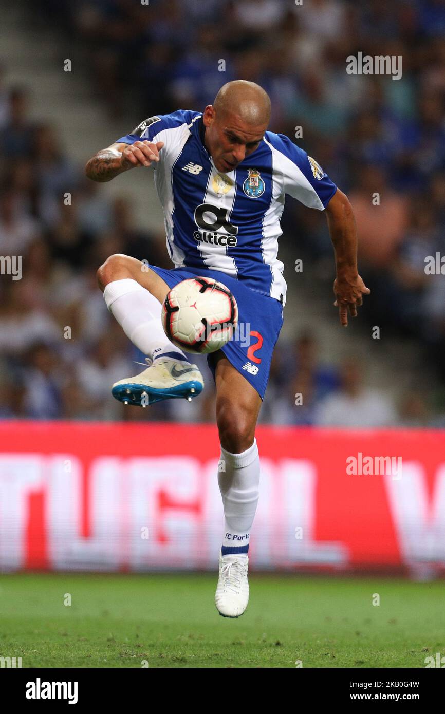 Porto's Uruguayan defender Maxi Pereira in action during the Premier League 2018/19 match between FC Porto and Vitoria SC, at Dragao Stadium in Porto on August 25, 2018. (Photo by Paulo Oliveira / DPI / NurPhoto) Stock Photo
