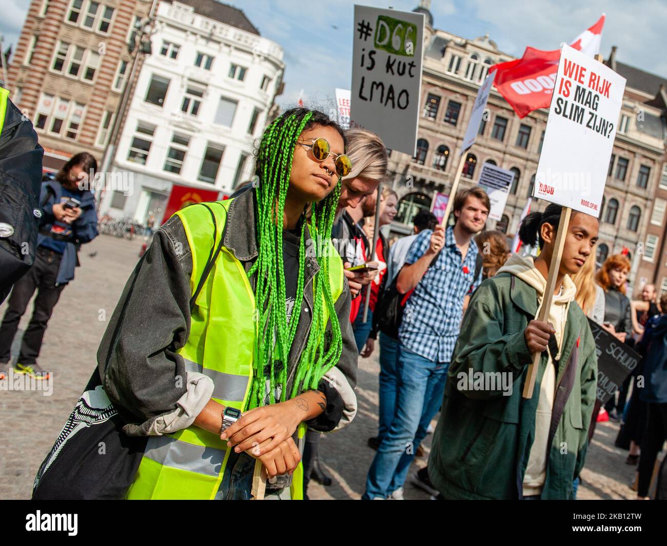Hundreds of students gathered on 14 September 2018 at the Dam square in Amsterdam, Netherlands to protest against the increase of the interest on the student loan. The Dutch government wants to increase the interest on student loans as of 2020, according to a legislative proposal sent to the Tweede Kamer, the lower house of the Dutch parliament, last week. That will amount to 18 percent higher monthly costs for students with a full bearing capacity. National student union LSVb calls this measure unacceptable and demands that it be scrapped. (Photo by Romy Arroyo Fernandez/NurPhoto) Stock Photo