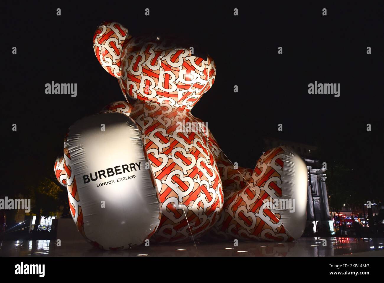 Burberry bear hi-res stock photography and images - Alamy