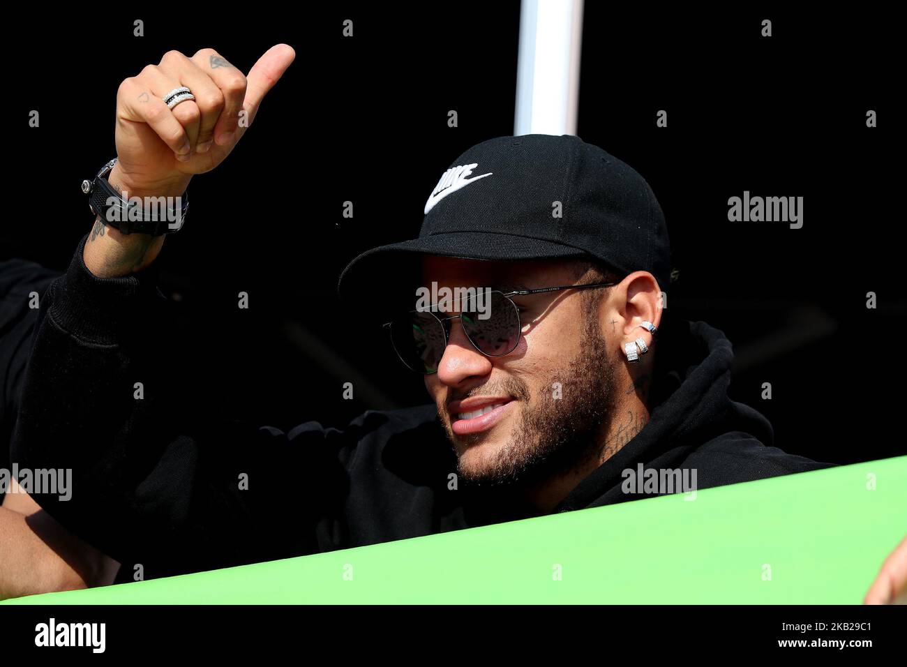 Neymar paris saint germain 2018 hi-res stock photography and images - Page  16 - Alamy