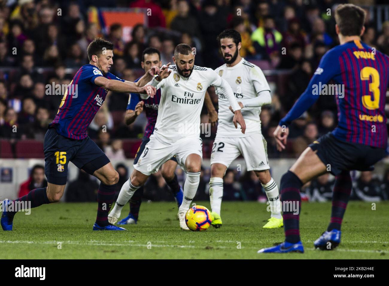 09 Karim Benzema from France of Real Madrid defended by 15 Lenglet from France of FC Barcelona during the Spanish championship La Liga football match 'El Classico' between FC Barcelona and Real Sociedad on October 28, 2018 at Camp Nou stadium in Barcelona, Spain. (Photo by Xavier Bonilla/NurPhoto) Stock Photo