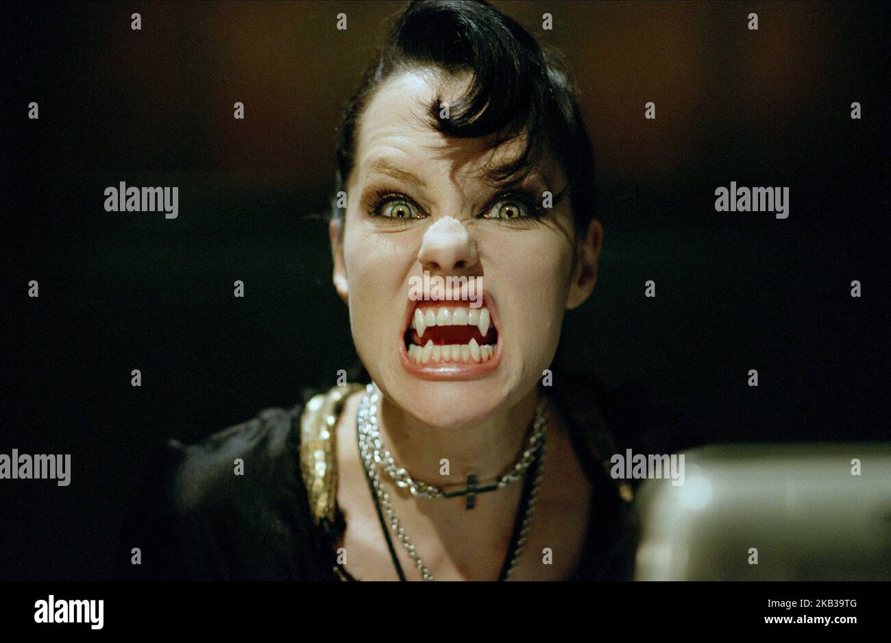BLADE TRINITY, PARKER POSEY, 2004 Stock Photo Alamy