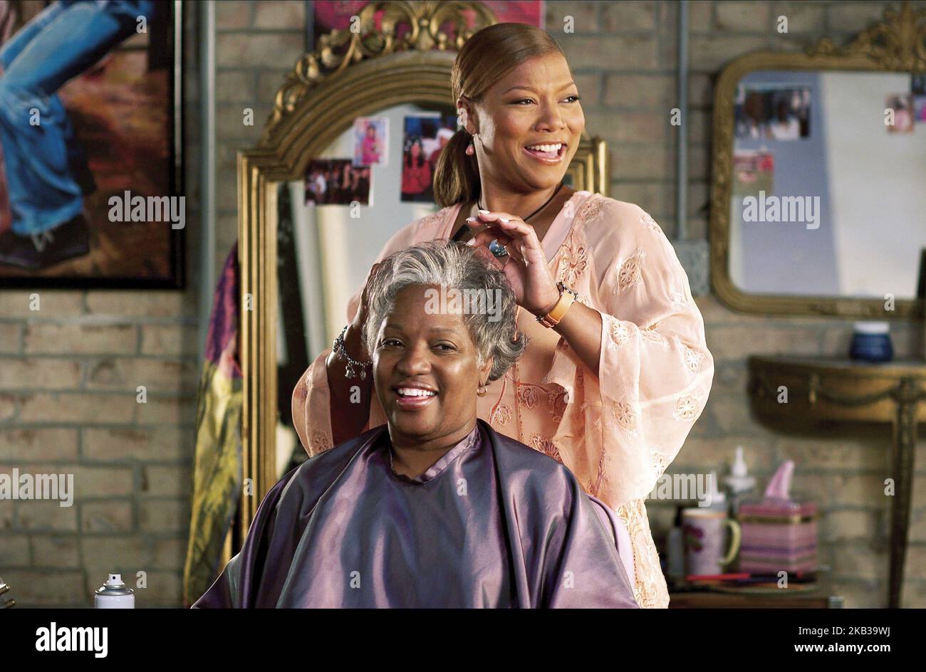2 BACK IN BUSINESS, SCENE WITH QUEEN LATIFAH, 2004 Stock