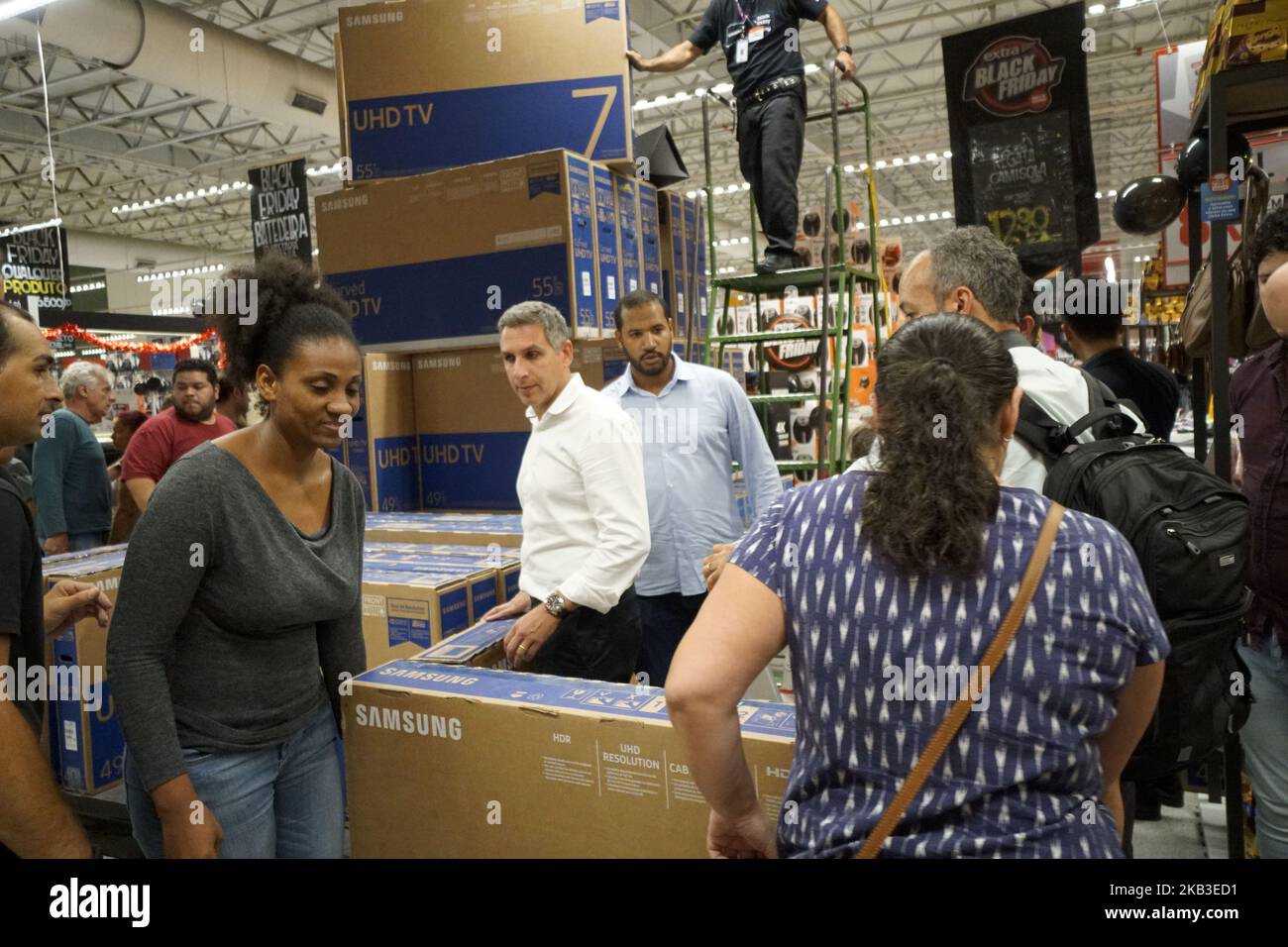 Consumeners hires stock photography and images Alamy