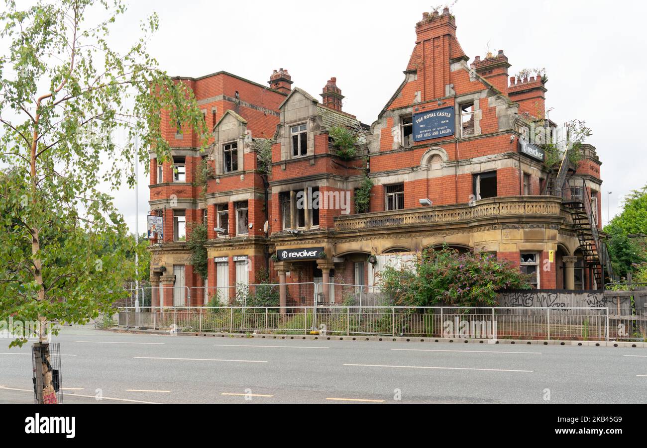 The Royal Castle Pub formerly Hotel California, awaiting demolition after 150 years of history, Tranmere, Birkenhead. July 2022. Stock Photo
