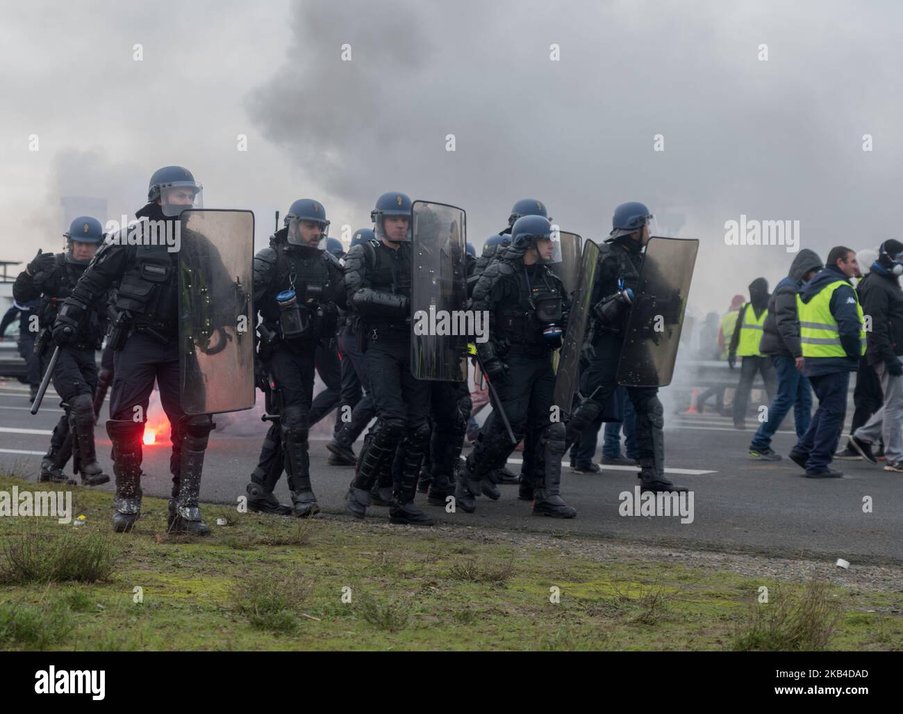 Montoir de bretagne gas hi-res stock photography and images - Alamy