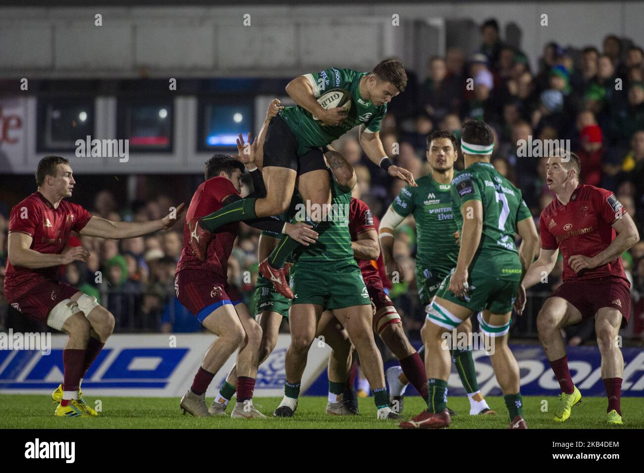 Tom farrell munster rugby hi-res stock photography and images - Alamy