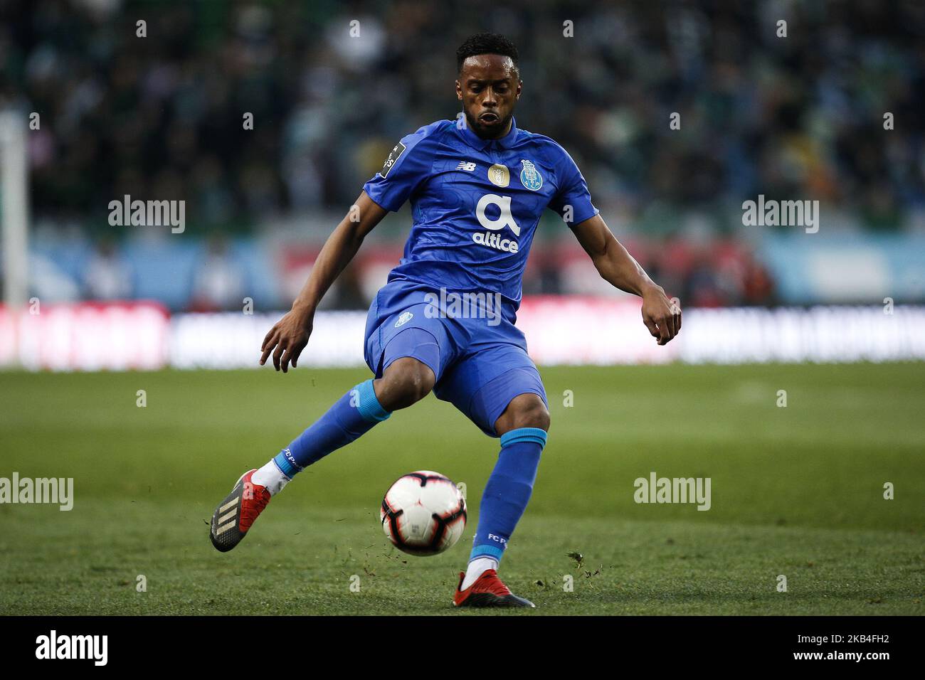 Hernani of Porto in action during Primeira Liga 2018/19 match between Sporting CP vs FC Porto, in Lisbon, on January 12, 2019. (Photo by Carlos Palma/NurPhoto) Stock Photo