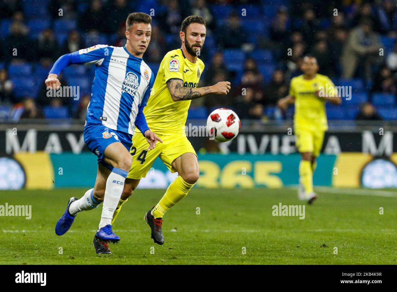 Javi Puado (20) of RCD Espanyol and Miguel Layun (24) of Villarreal CF during the match RCD Espanyol v Villarreal CF, for the round of 16 of the Copa del Rey played at Camp Nou on January 17, 2019 in Barcelona, Spain. (Photo by Mikel Trigueros/Urbanandsport / NurPhoto) Stock Photo
