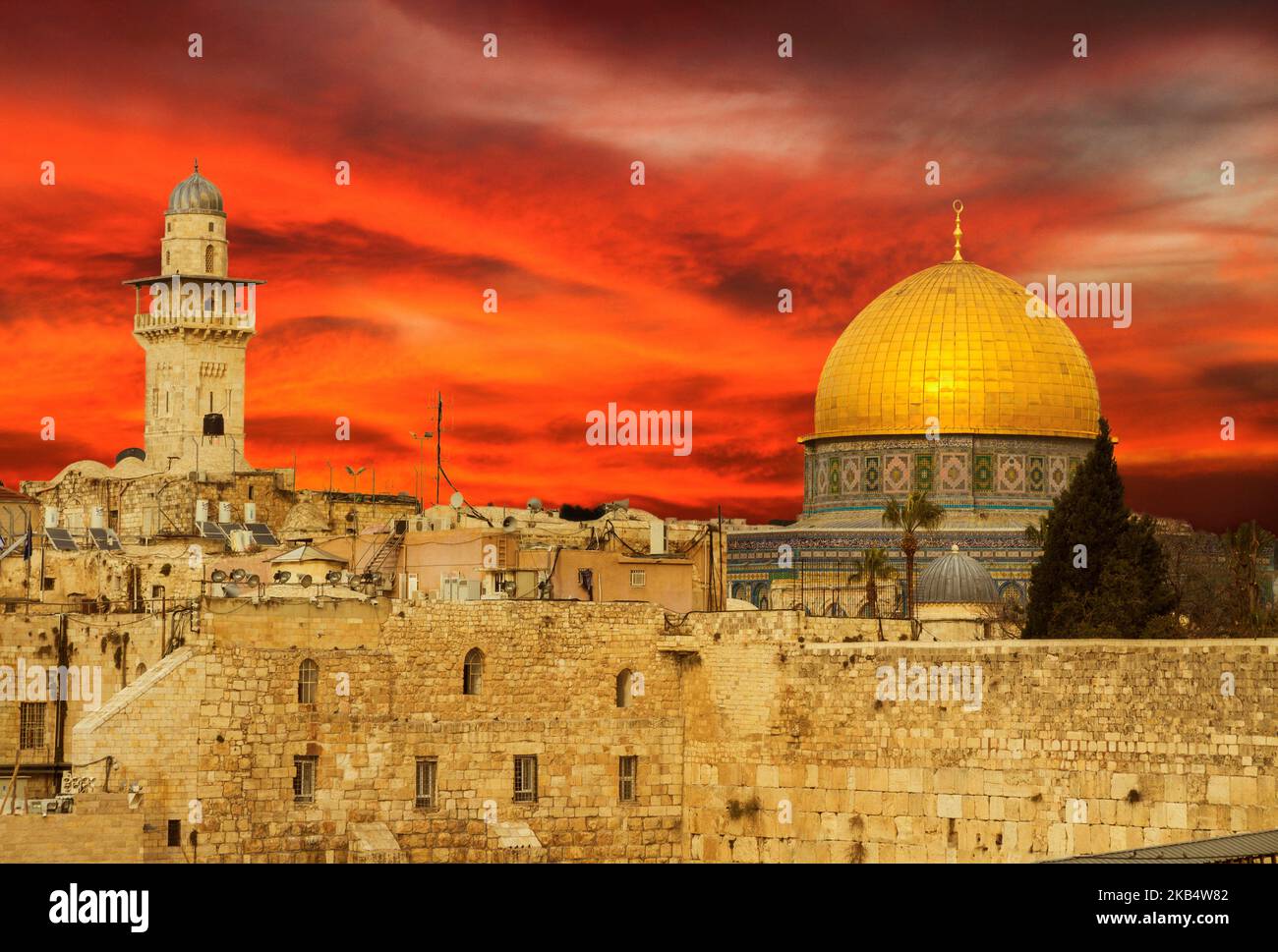 Skyline of the Old City at the Western Wall, the wailing wall, and ...