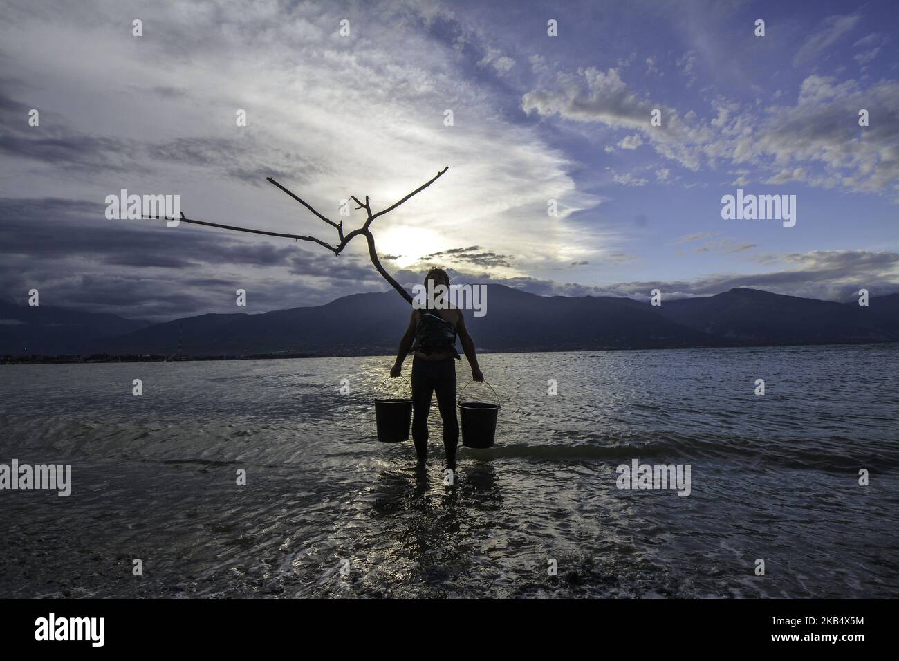 Daisuke hi-res stock photography and images - Page 2 - Alamy