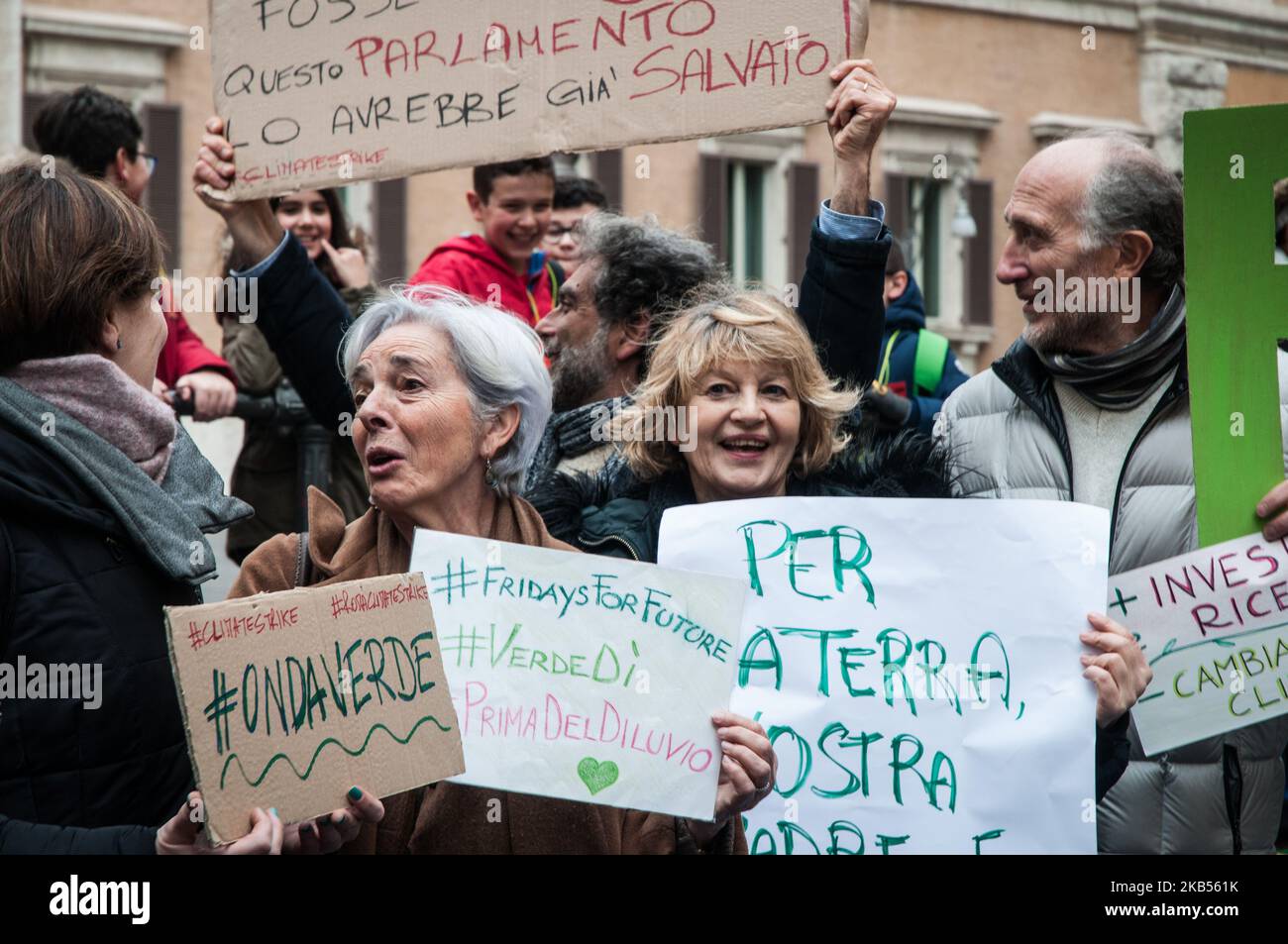 Flash Mob Proteste Flash-mob in front of Piazza Montecitorio to protest against the ...