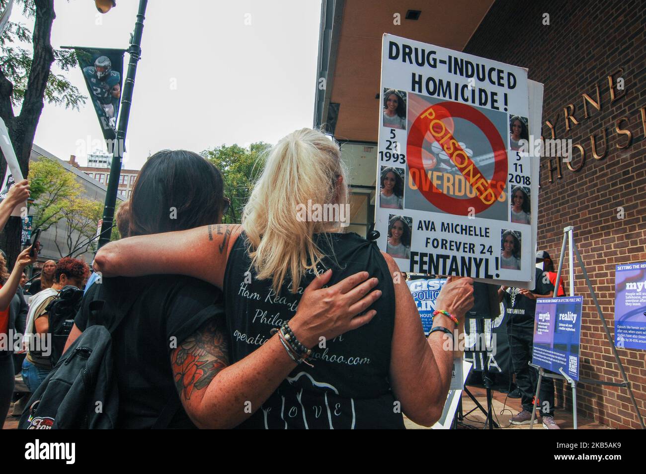 Safe injection sites hires stock photography and images Alamy