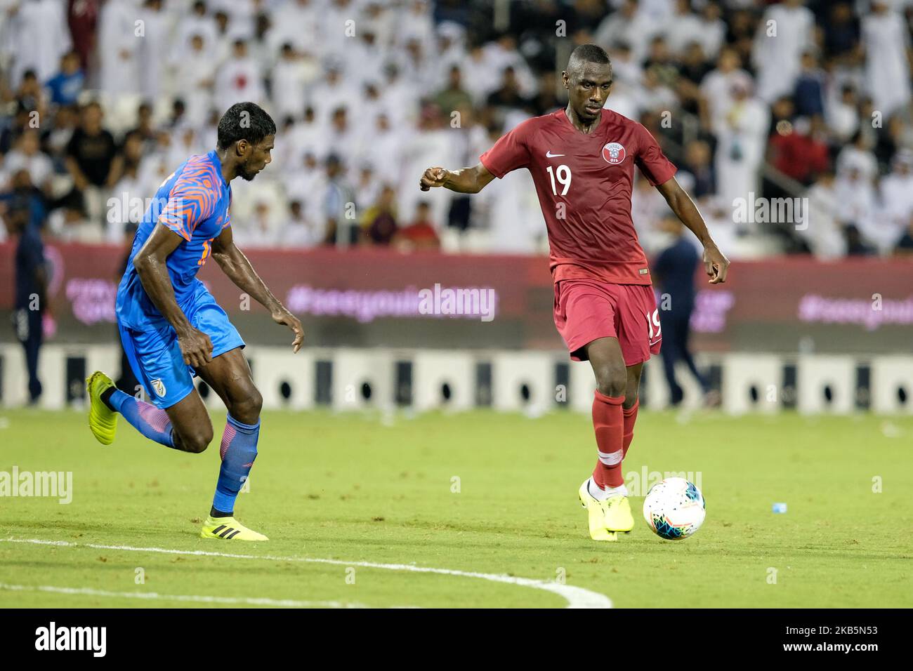 Almoez Ali on the ball during Qatar 0 - 0 India in a World Cup qualifying match at the Jassim Bin Hamad Stadium in Doha, Qatar on September 10 2019. (Photo by Simon Holmes/NurPhoto) Stock Photo