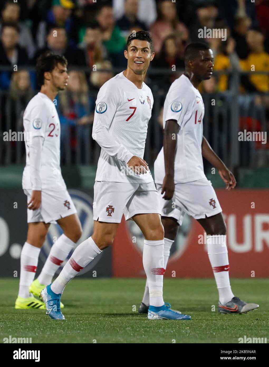(L to R) Joao Felix, Cristiano Ronaldo and William Carvalho of Portugal during the UEFA Euro 2020 qualifying match between Lithuanua and Portugal on September 10, 2019 at LFF Stadium in Vilnius, Lithuania. (Photo by Mike Kireev/NurPhoto) Stock Photo