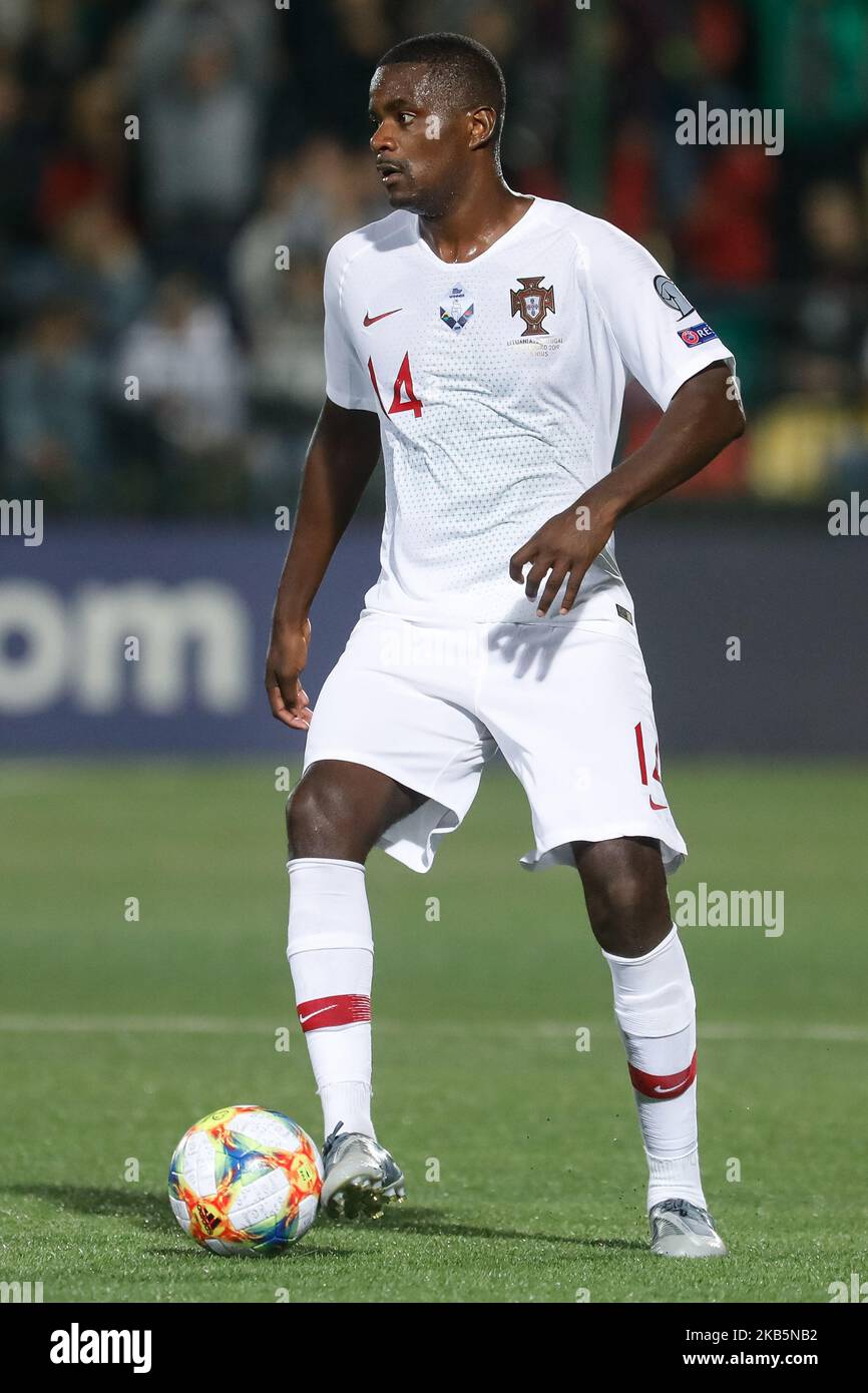 William Carvalho of Portugal in action during the UEFA Euro 2020 qualifying match between Lithuanua and Portugal on September 10, 2019 at LFF Stadium in Vilnius, Lithuania. (Photo by Mike Kireev/NurPhoto) Stock Photo