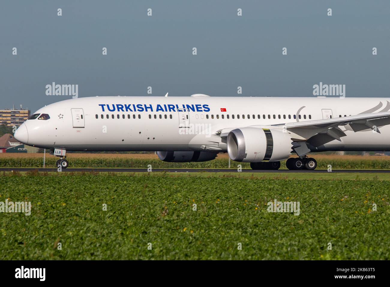 Turkish Airlines Boeing 7879 Dreamliner aircraft arriving, seen on