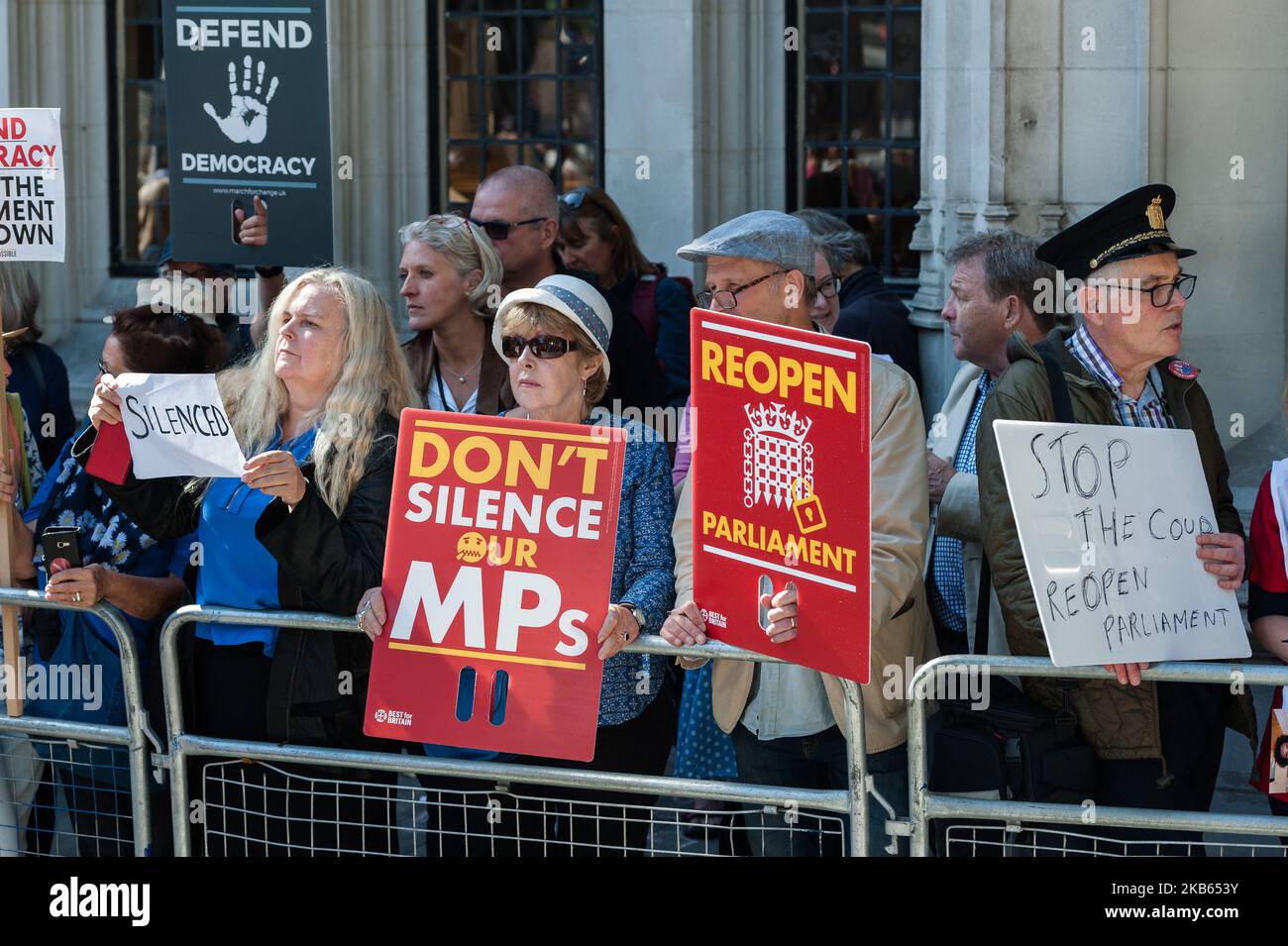 Anti-Brexit demonstrators protest outside the Supreme Court against Boris Johnson's suspension of parliament on 17 September, 2019 in London, England. Today, the Supreme Court judges begin a three-day hearing over the claim that Prime Minister Boris Johnson acted unlawfully in advising the Queen to prorogue parliament for five weeks in order to prevent MPs from debating the Brexit crisis. (Photo by WIktor Szymanowicz/NurPhoto) Stock Photo