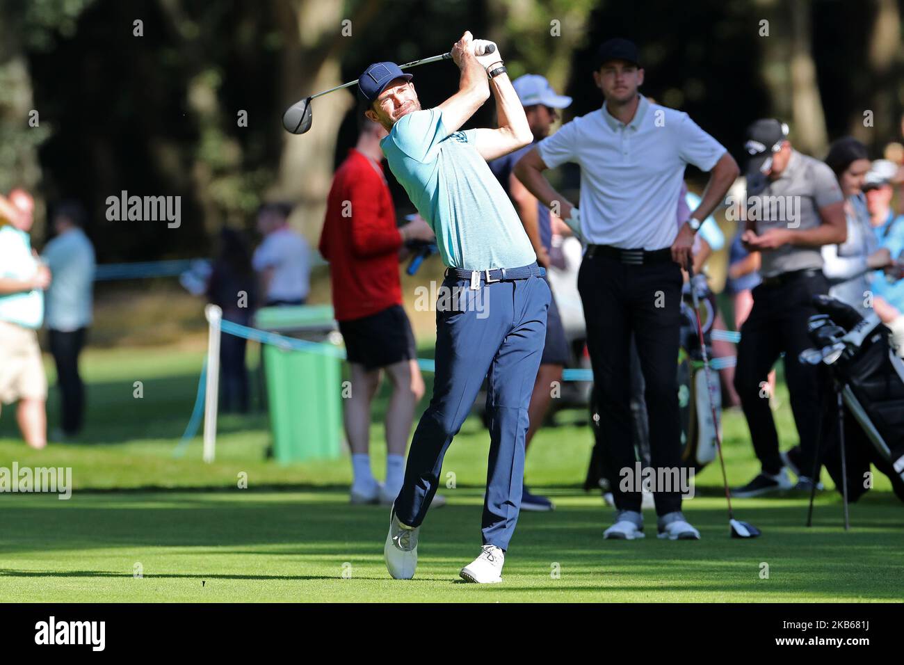 England bowler Jimmy Anderson tees off during the BMW PGA Championship Pro Am at Wentworth Club, Virginia Water on Wednesday 18th September 2019. (Photo by Jon Bromley/MI News/NurPhoto) Stock Photo