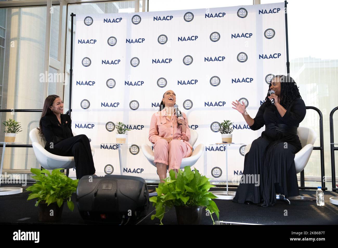 Moderator angela rye hires stock photography and images Alamy