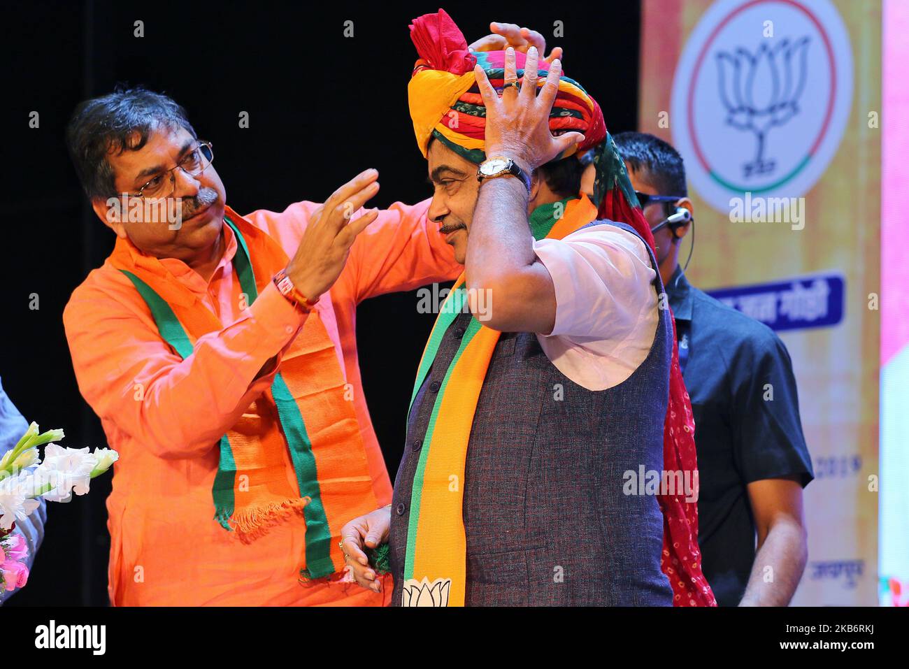 Union Minister of Transport Nitin Gadkari being welcomed by Rajasthan BJP Satish Poonia during the ' One Nation One Consitution' program at Birla Auditorium in Jaipur ,Rajasthan, India, Sept 23,2019.(Photo By Vishal Bhatnagar/NurPhoto) (Photo by Vishal Bhatnagar/NurPhoto) Stock Photo