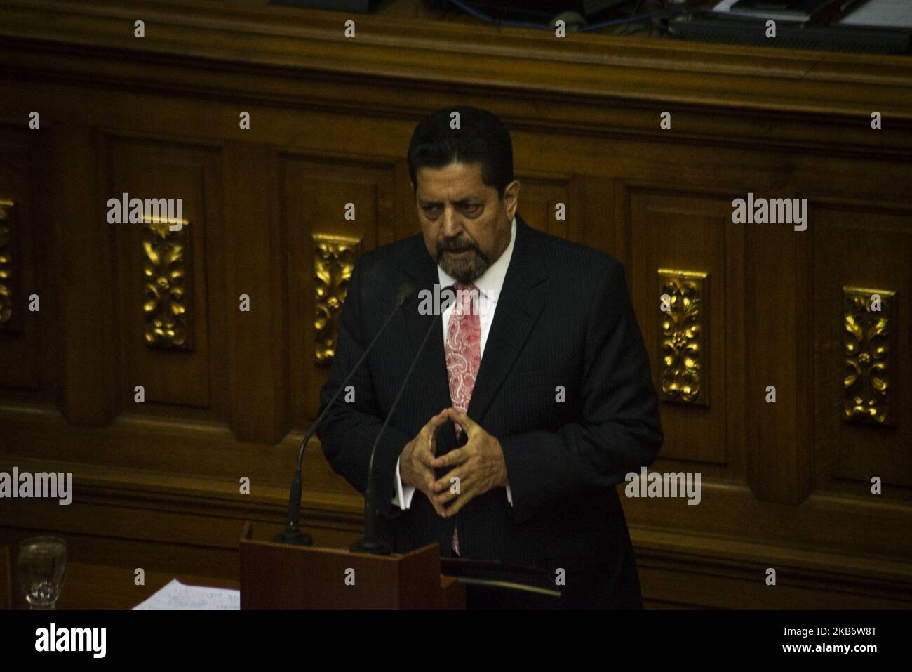 Venezuelan National Assembly's vice-president Edgar Zambrano speaks during a session of the National Assembly with the presence of pro-government deputies in Caracas on September 24, 2019. Key opposition figure Edgar Zambrano was released from jail last September 17, after his dramatic arrest by intelligence agents for supporting a failed April 30 uprising organized by opposition leader Juan Guaido.(Photo by Jonathan Lanza/NurPhoto) Stock Photo